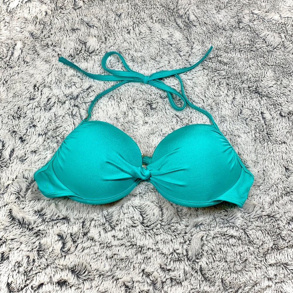 ☀️Victoria’s Secret Swim— Halter Bikini Top ☀️